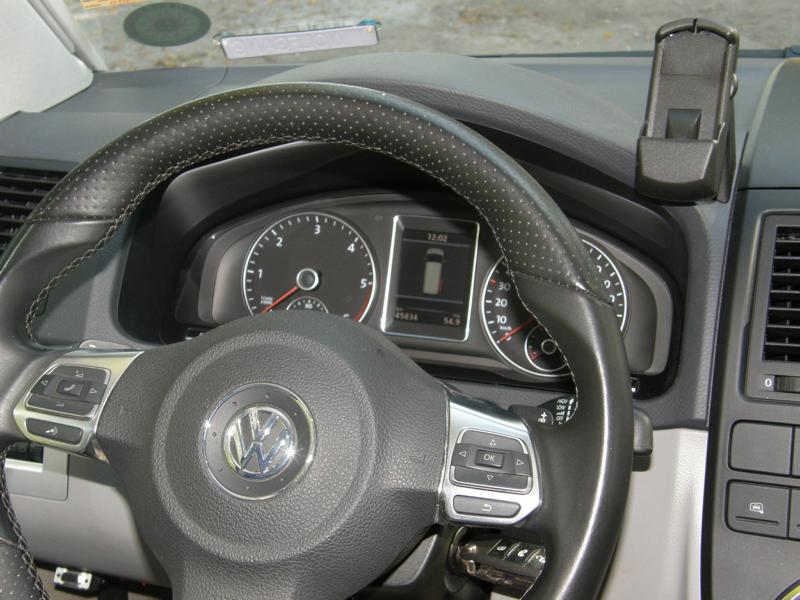 Telefonhalter Wie kann man den Knubbel nutzen? T5.1 Multimedia Caliboard.de die VW Camper