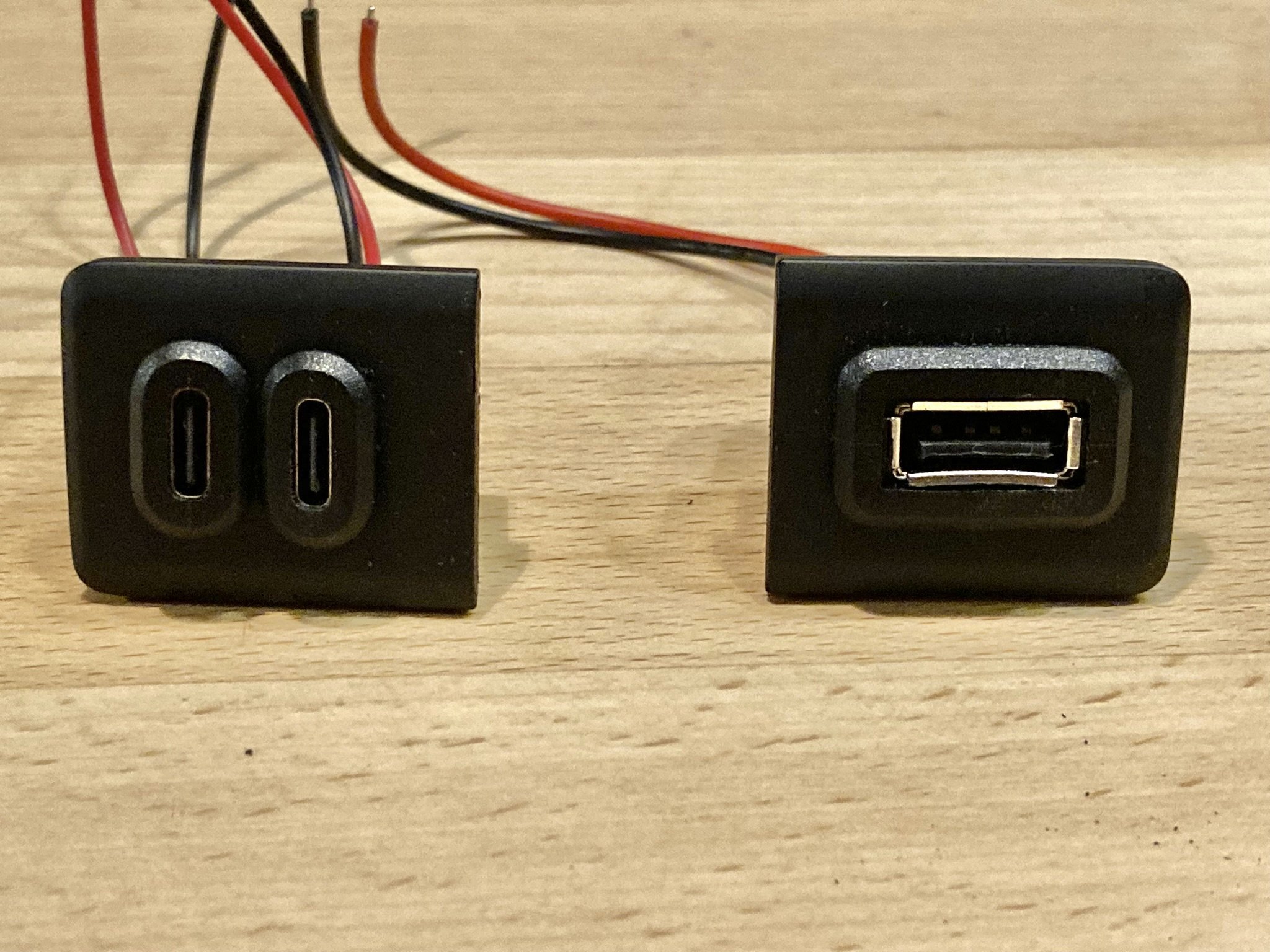 USB A Buchse Typ A Reparatur Nachrüsten Einfügen Einbau Charging